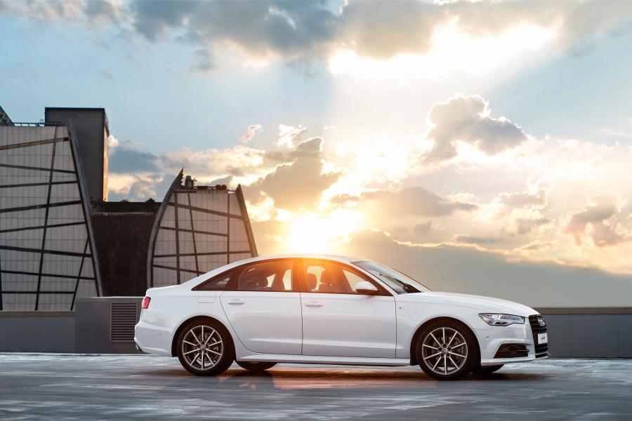  Audi A6 TFSI S-Line Sedan (4G, C7) 2015 года  (ZA) (фото 5 из 12)